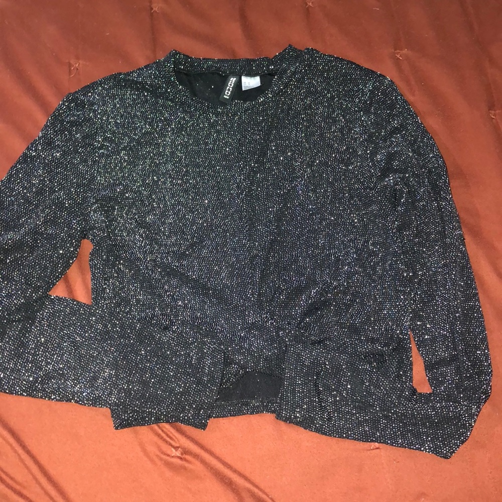Shiny black long sleeve top knot shirt